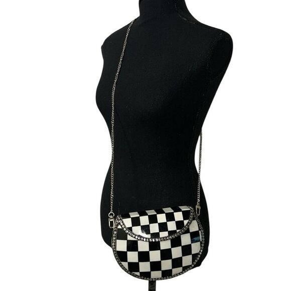 Ramla Handmade Black & White Crossbody Bag - Picture 2 of 9